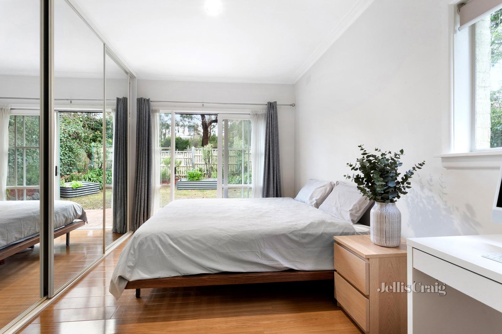 1/30 St Johns Wood Road, Mount Waverley image 7