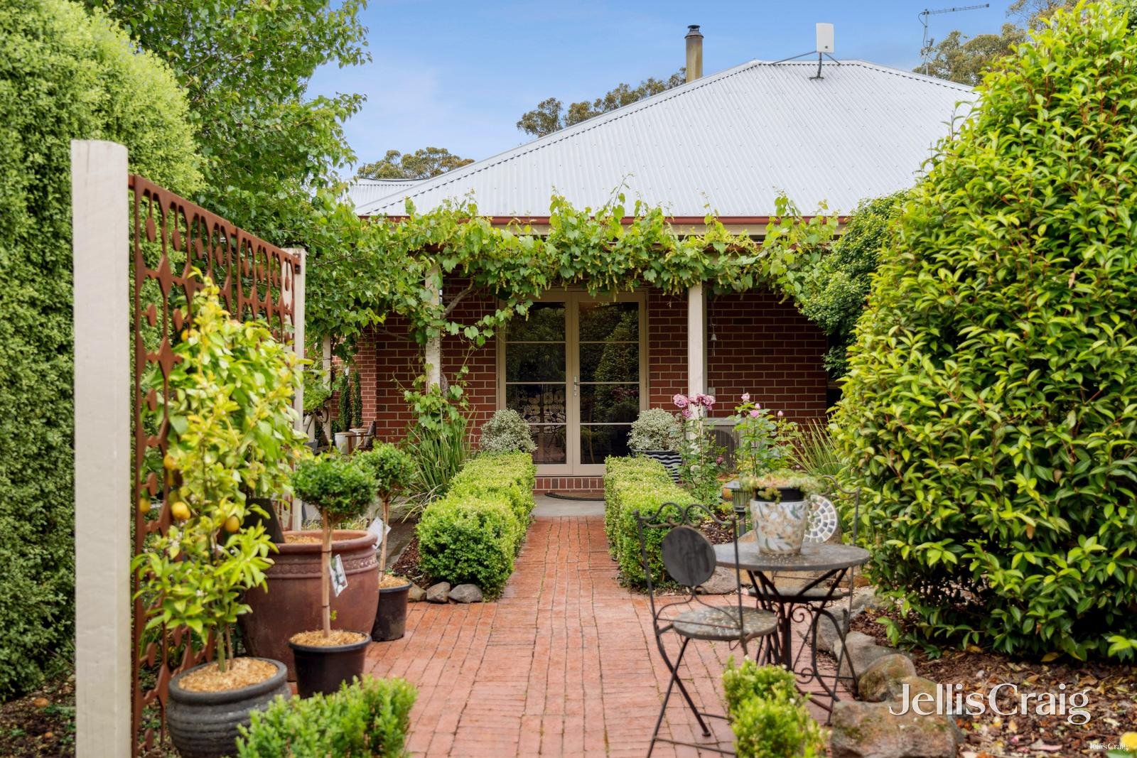 130 Stonier Road, Napoleons image 16