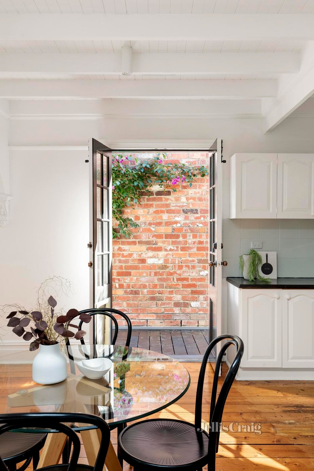 130 Vere Street, Abbotsford image 3