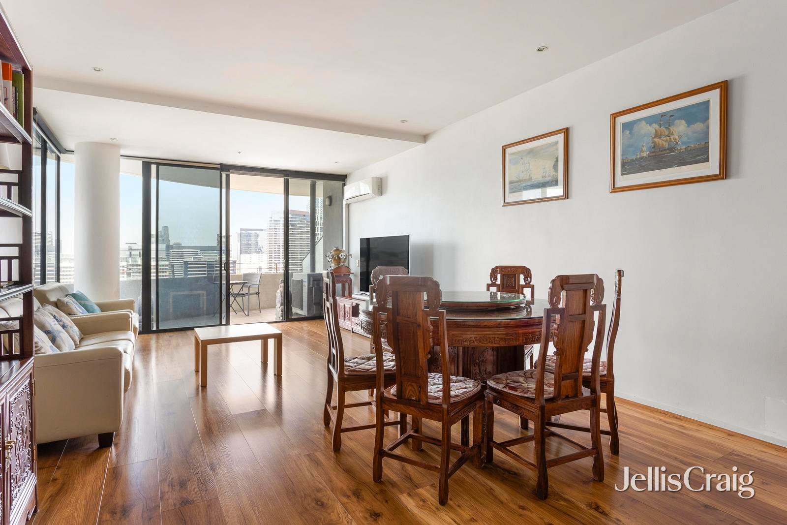 1301/15 Caravel Lane, Docklands image 4