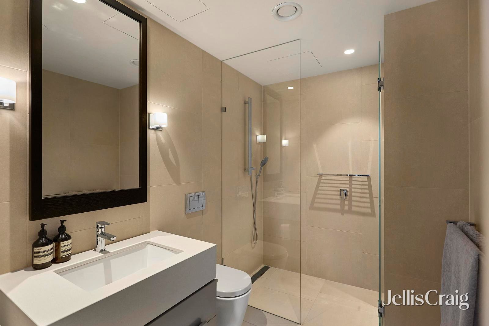 1301/35 Spring Street, Melbourne image 7