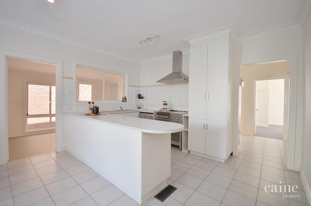 1302 Geelong Road, Mount Clear image 5