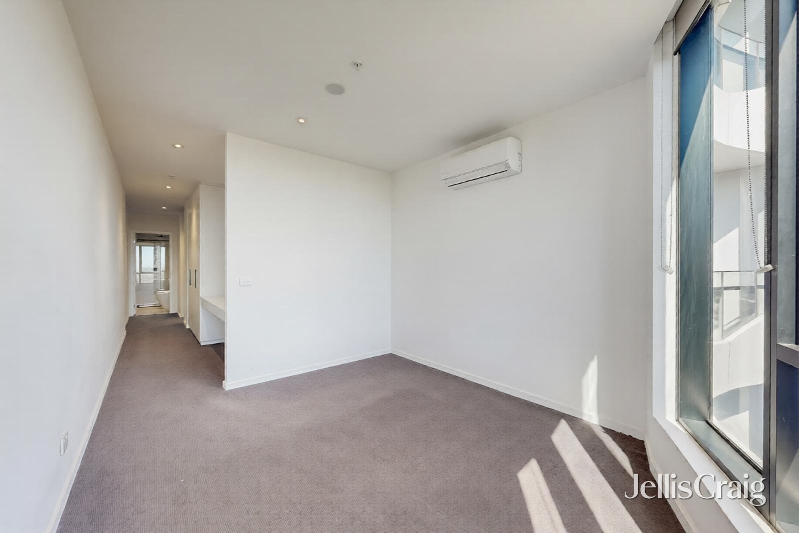 1302/5 Joseph Road, Footscray image 5