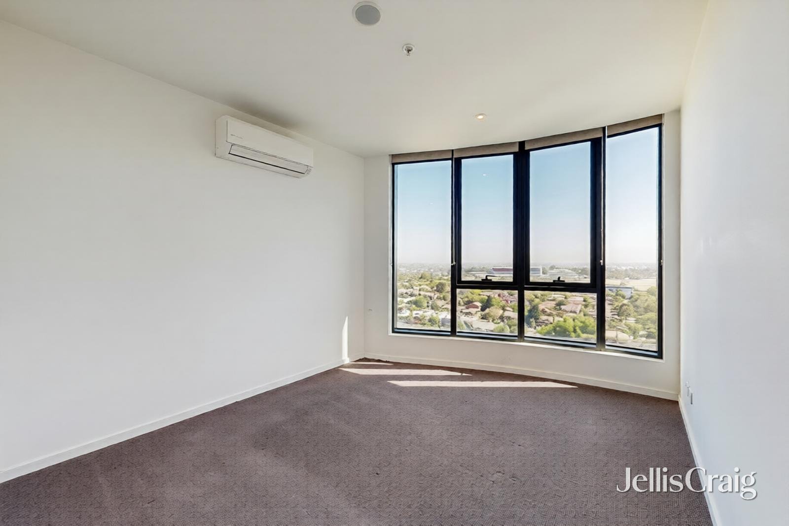 1302/5 Joseph Road, Footscray image 6