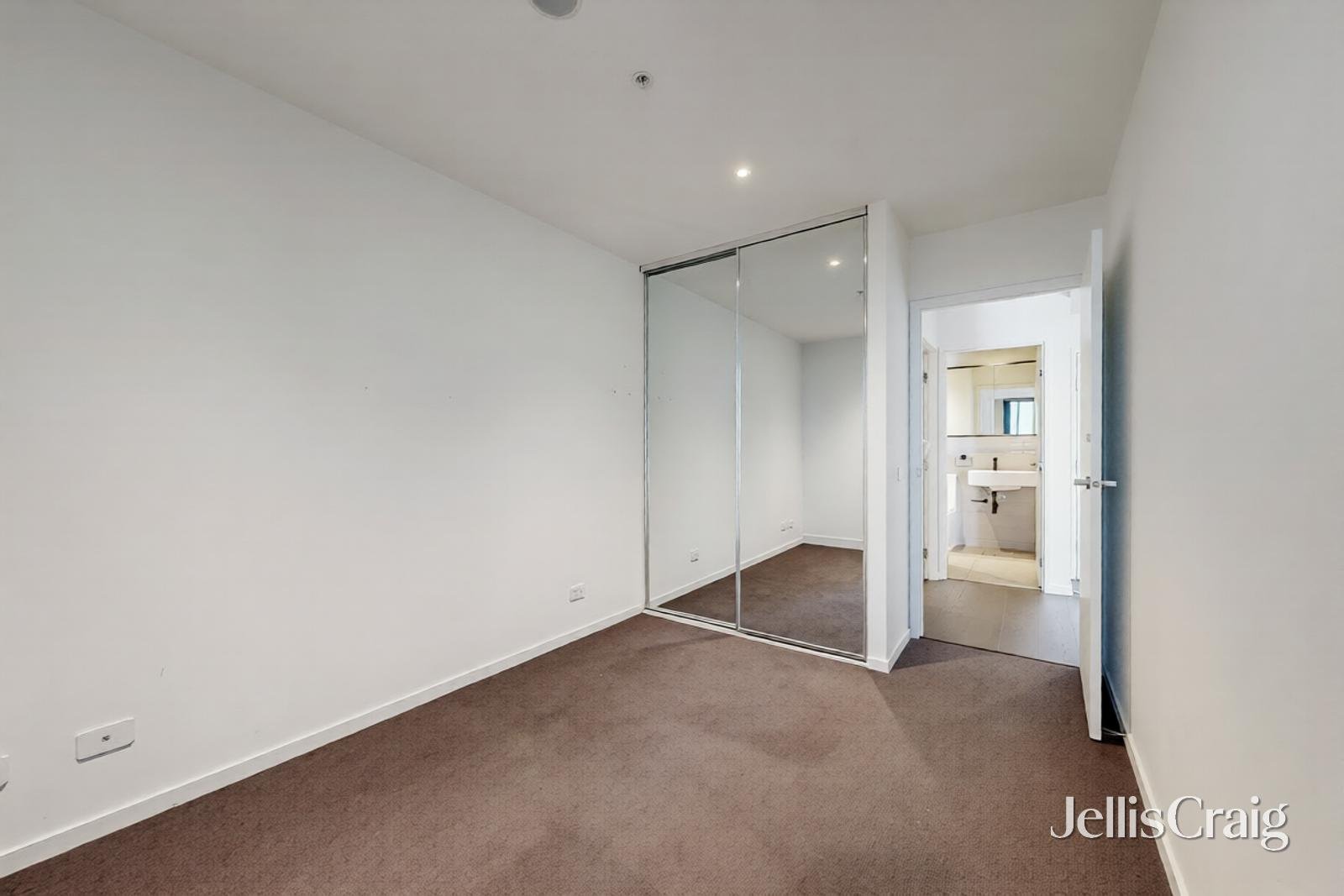 1302/5 Joseph Road, Footscray image 8