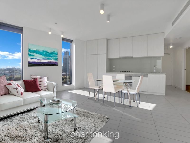 1303 / 673 La Trobe Street DOCKLANDS