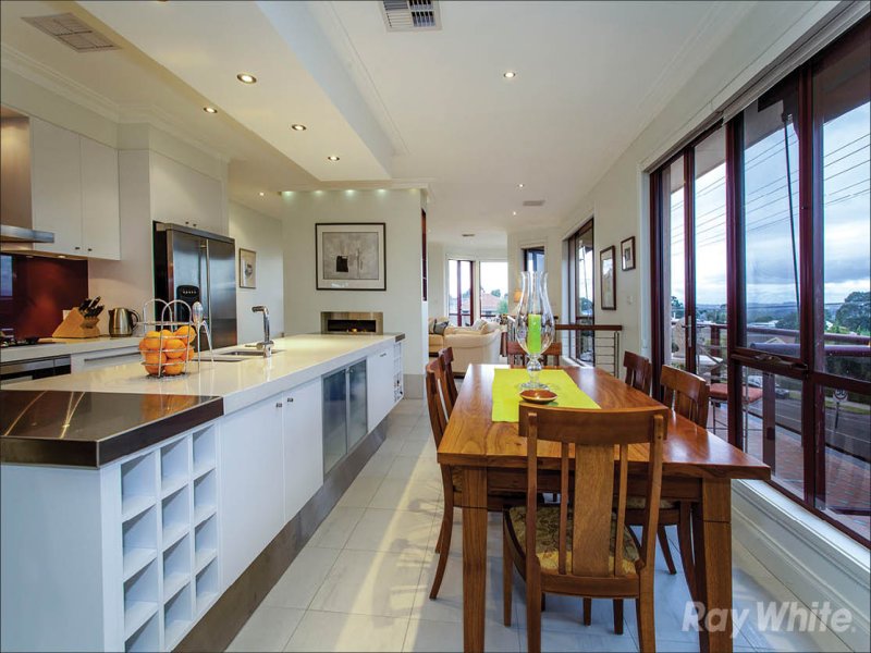 1/305 Gallaghers Road, Glen Waverley image 4