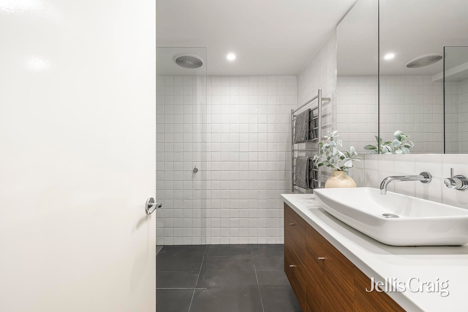 1/307 Beach Road, Black&nbsp;Rock image 9