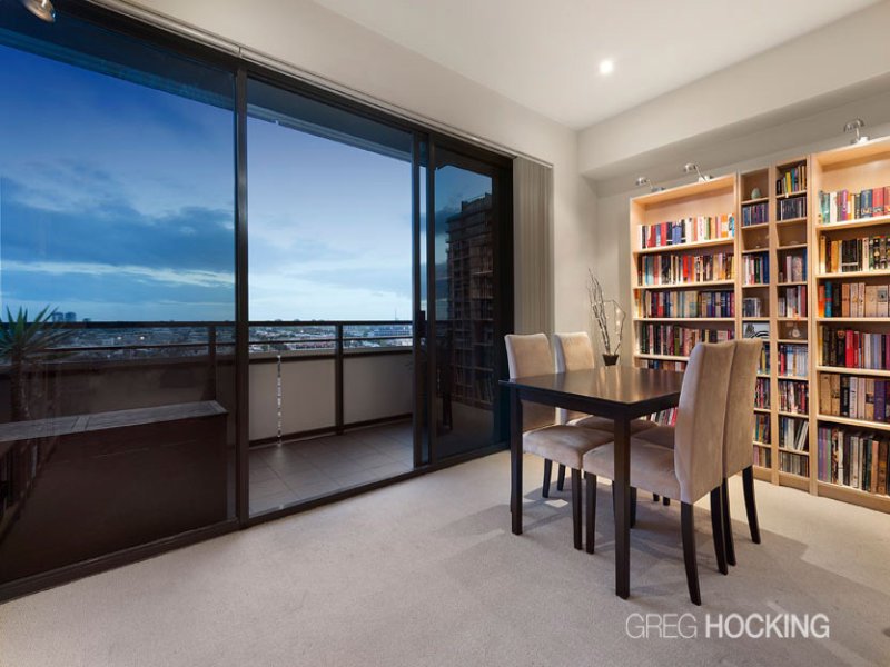 1307/80 Clarendon Street, Southbank image 5