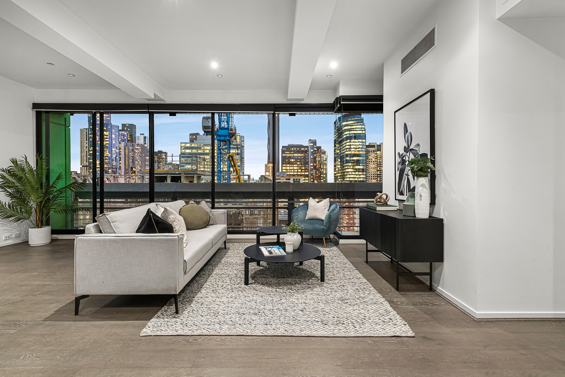 1309/118 Russell Street, Melbourne image 2