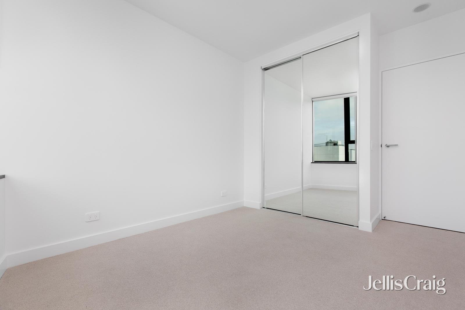 1309/628 Flinders Street, Docklands image 6
