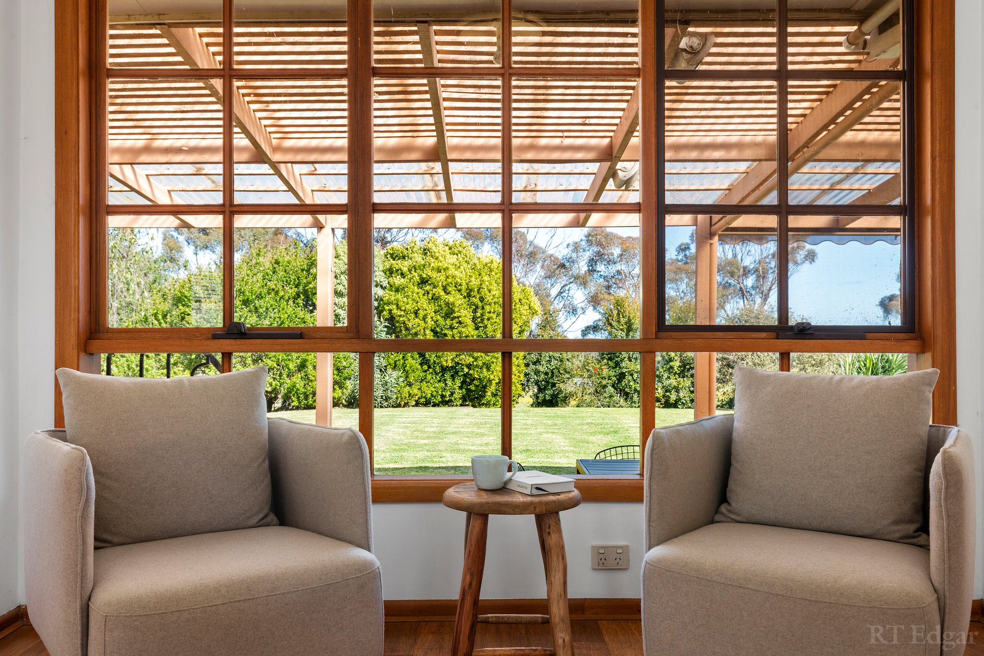 Property Gallery Thumbnail 6