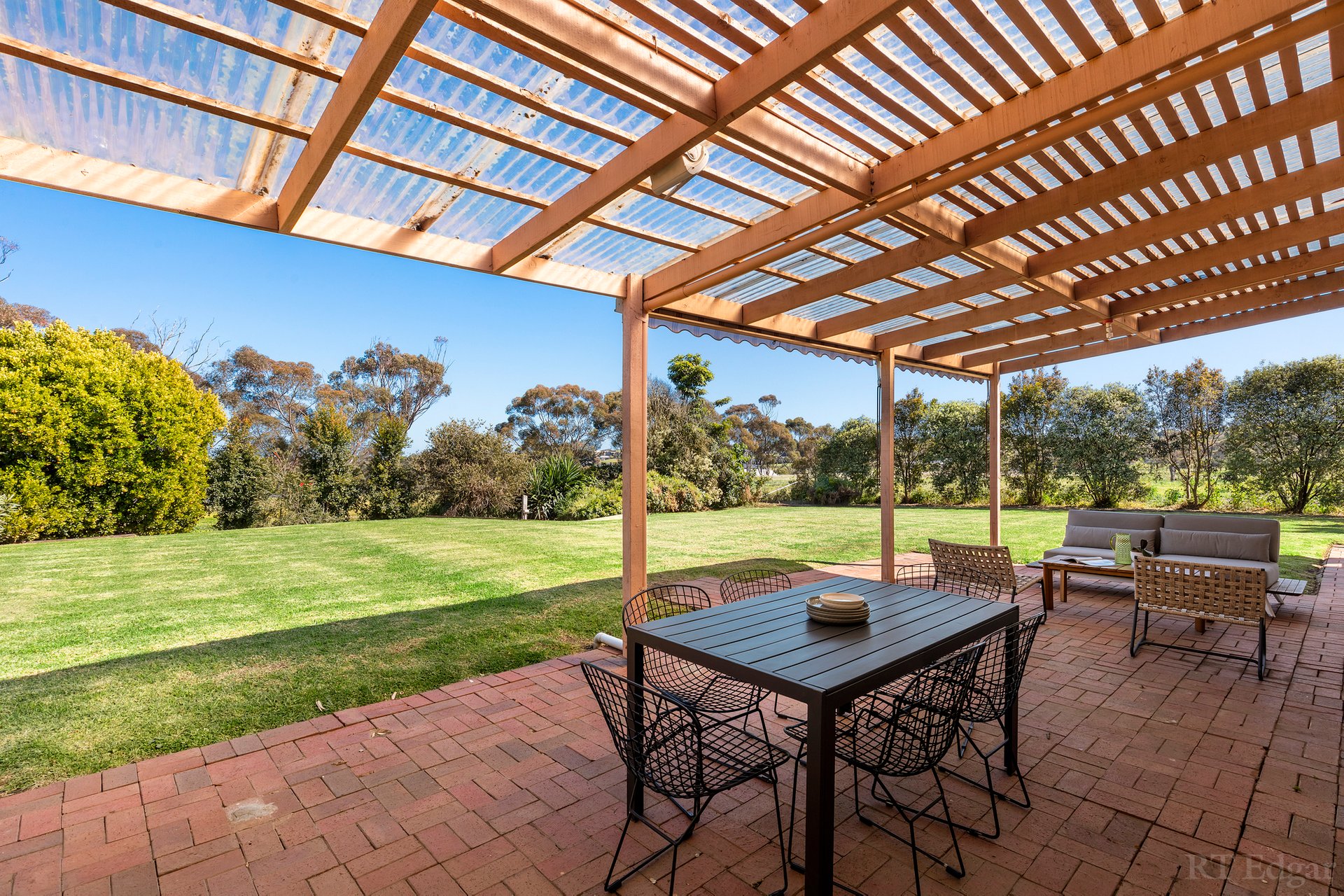 Property Gallery Thumbnail 10