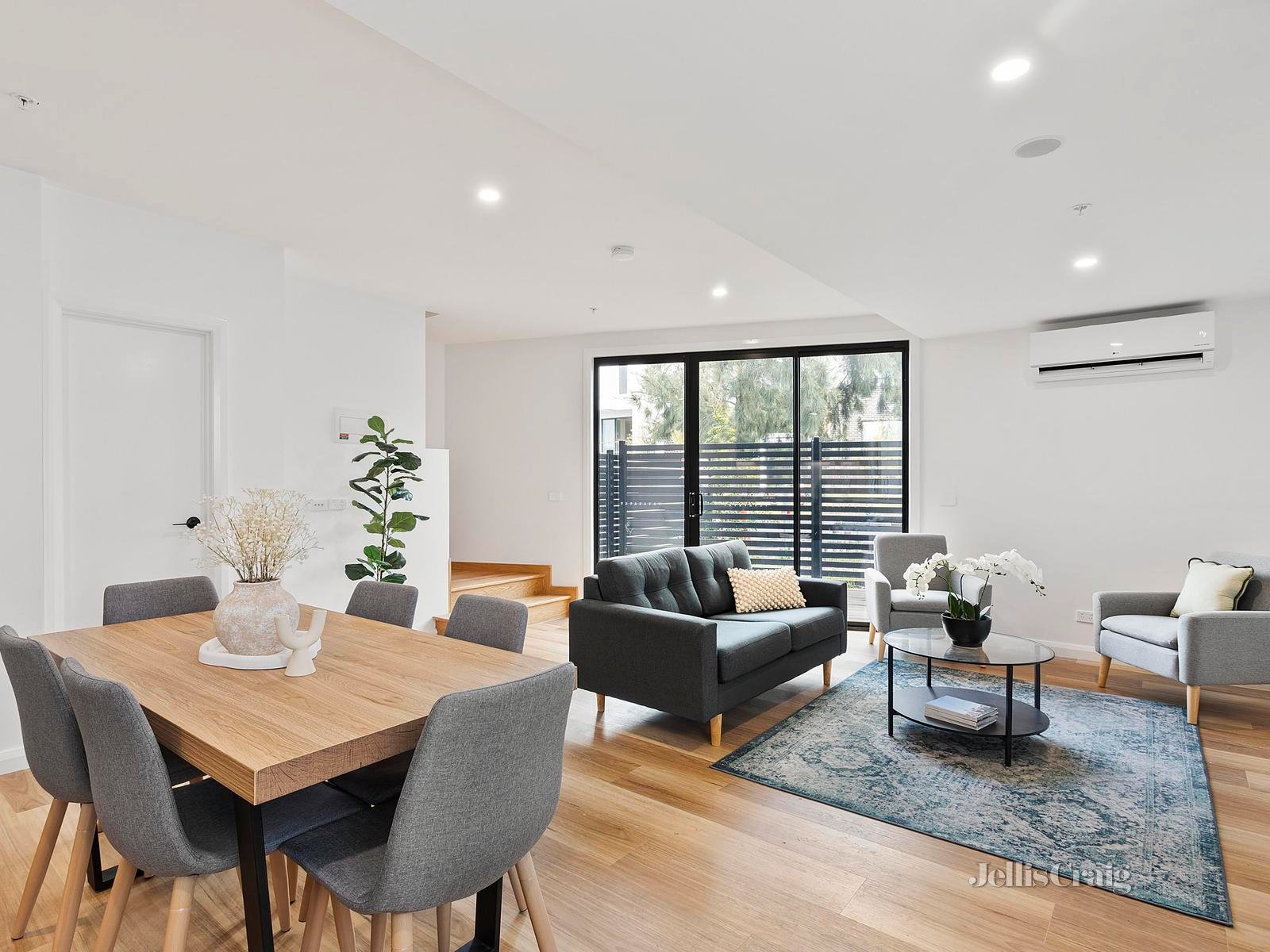 13/1-3 Curlew Court, Doncaster image 4