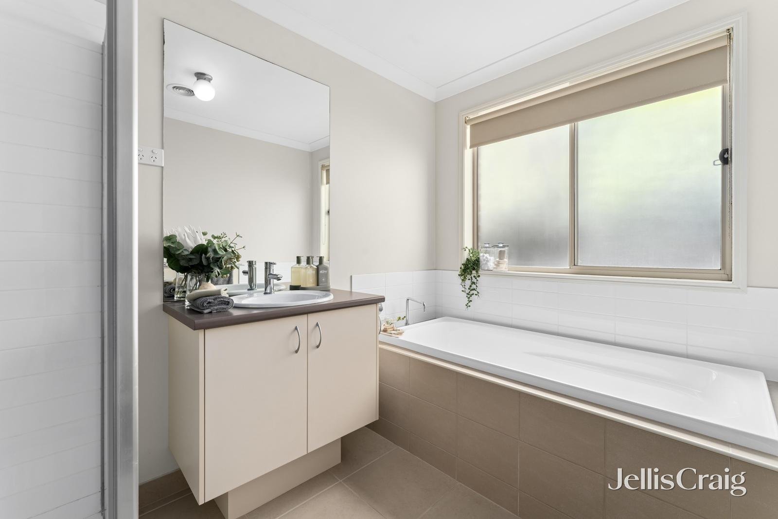 131 Alfredton Drive, Alfredton image 14