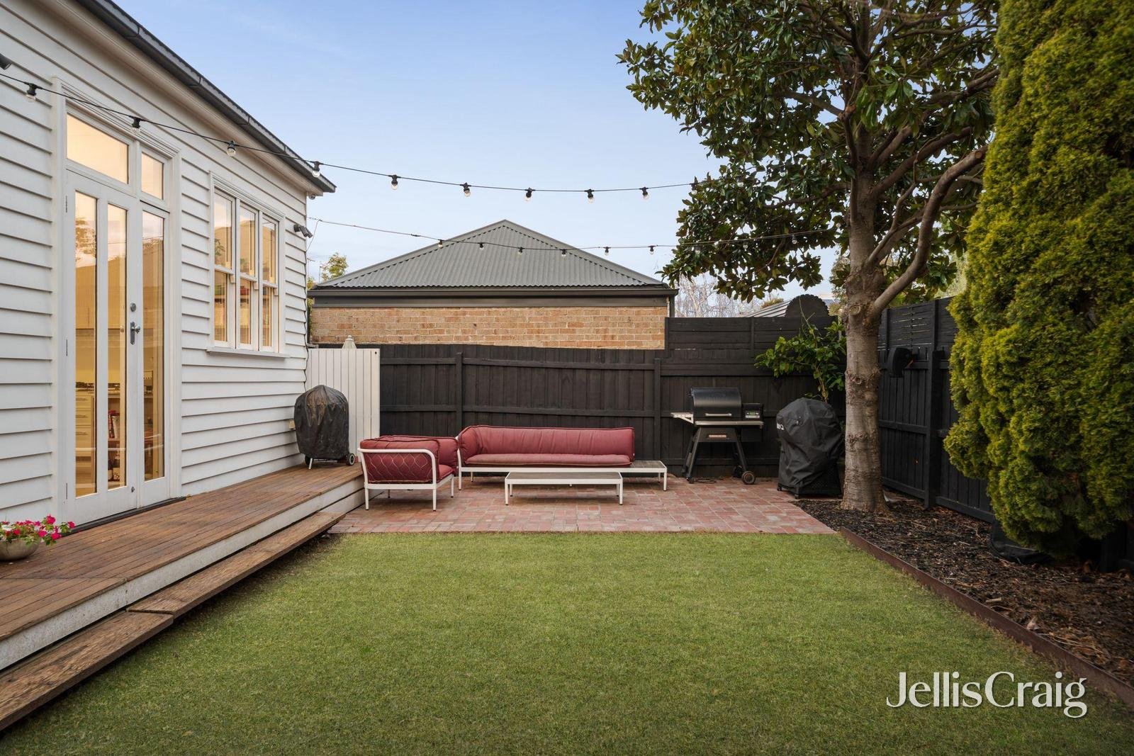 131 Beaconsfield Parade, Northcote image 12