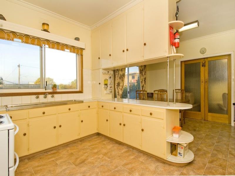 131 Boundary Road, Newcomb image 3