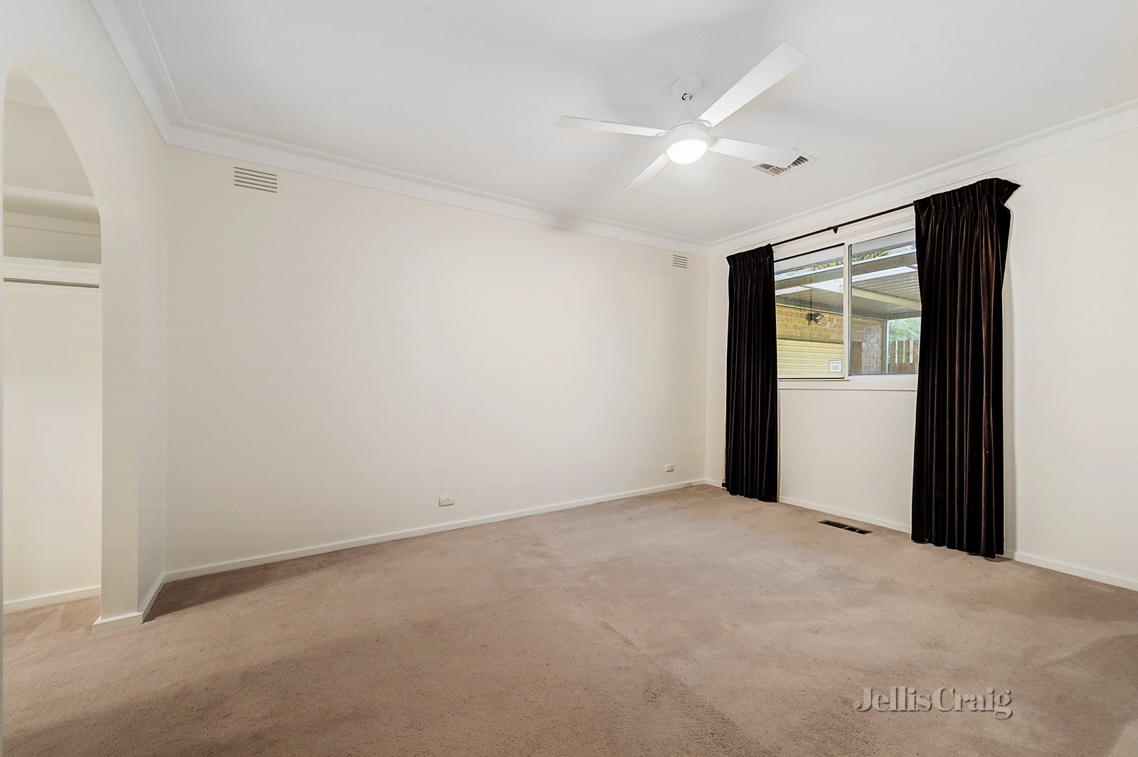 131 Cabernet Crescent, Bundoora image 6