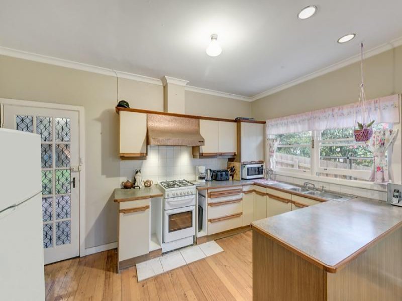 Property Gallery Thumbnail 3