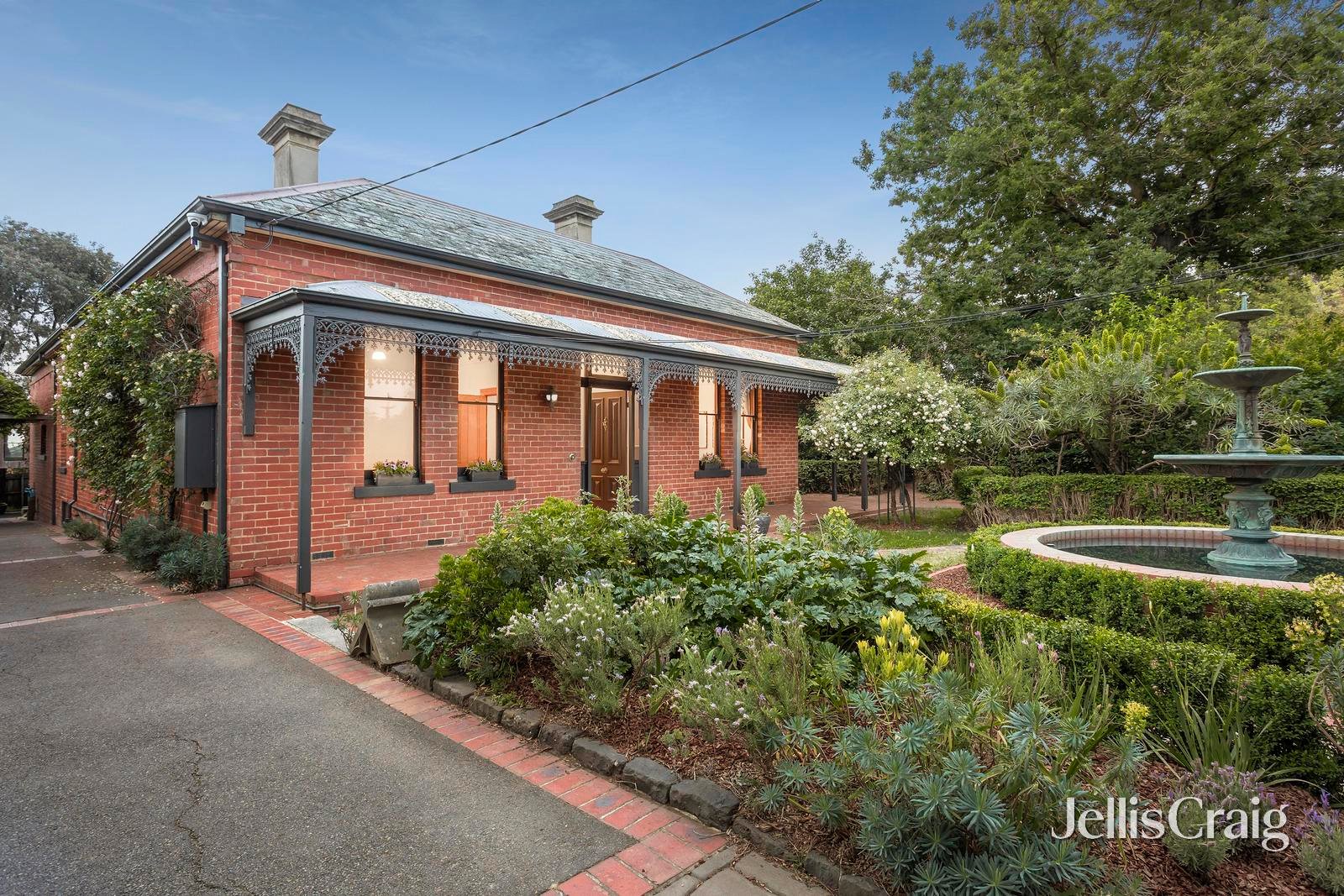 131 High Street, Doncaster image 1