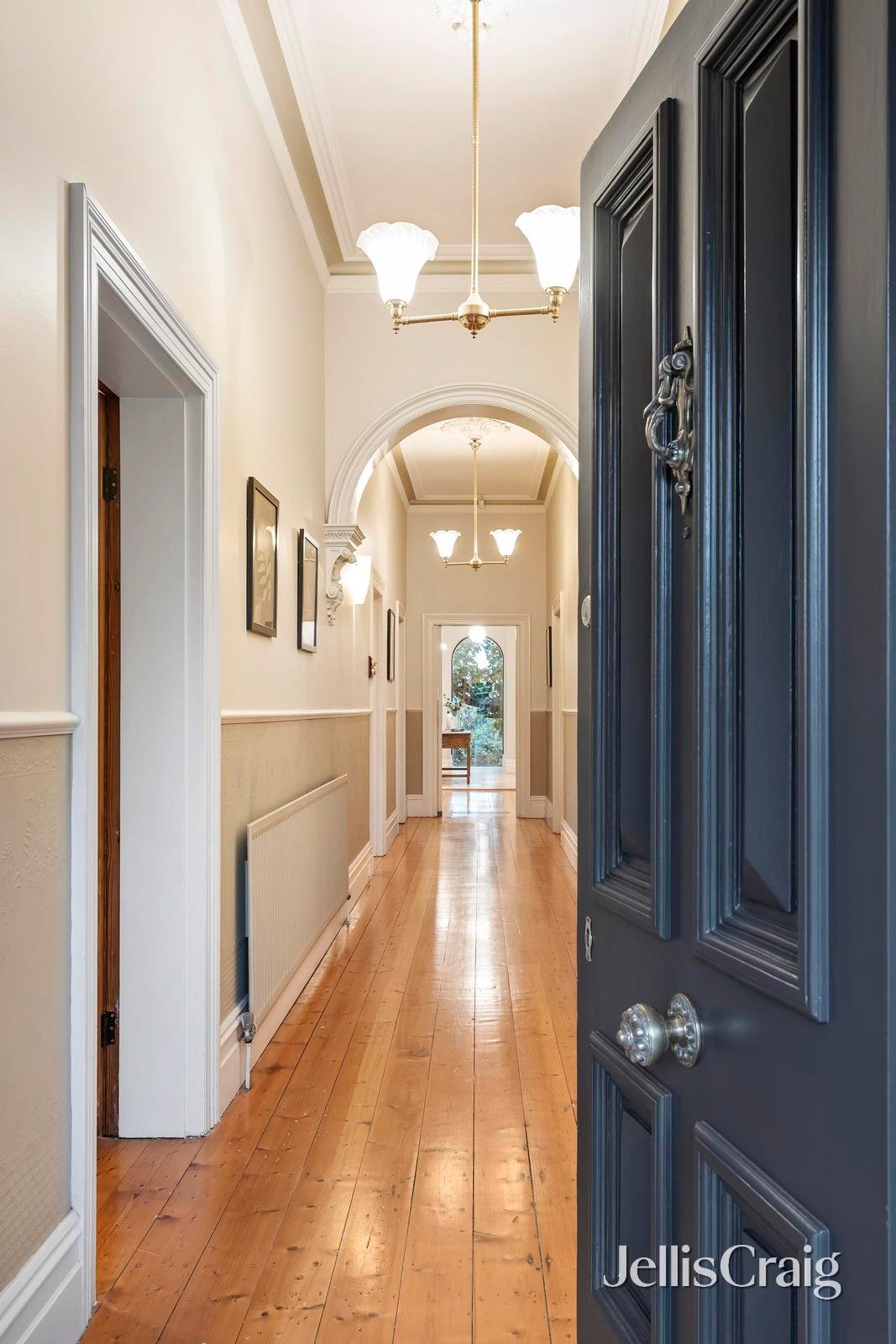 131 High Street, Doncaster image 4