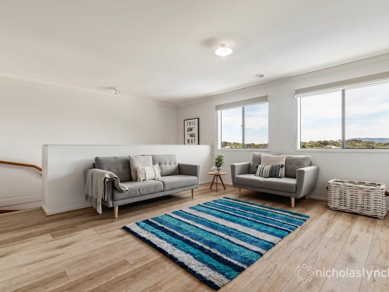 Property Gallery Thumbnail 6