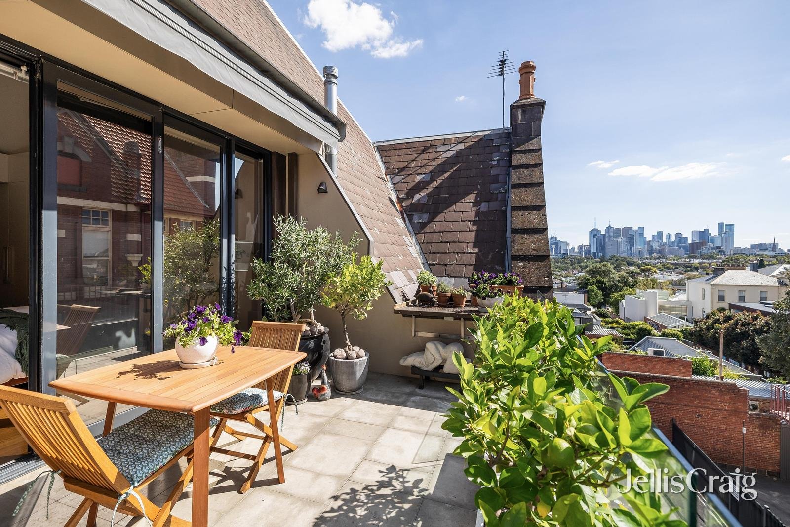 131 Richmond Terrace, Richmond image 2
