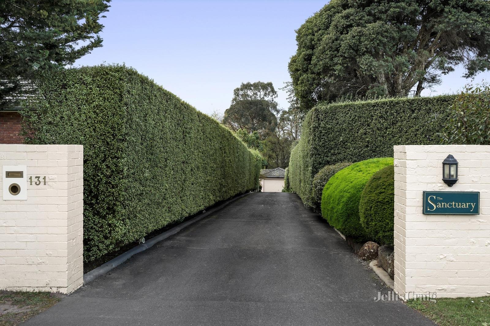 131 Serpells Road, Templestowe image 2