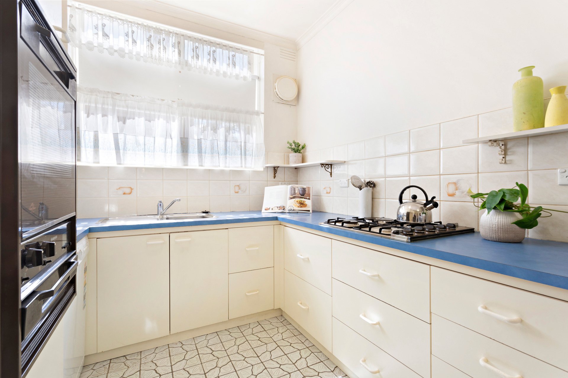Property Gallery Thumbnail 6