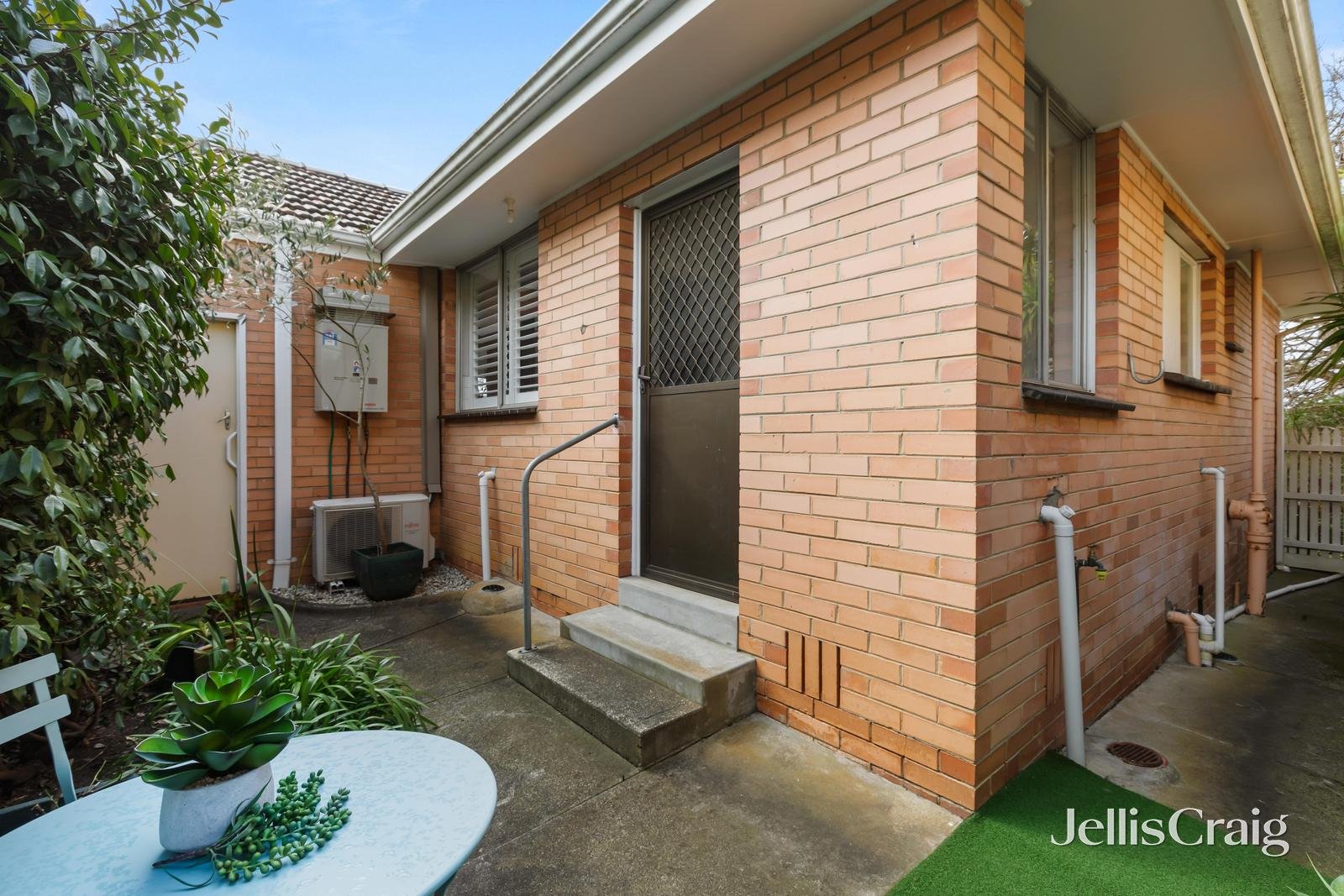 1/31 Weir Street, Balwyn image 8
