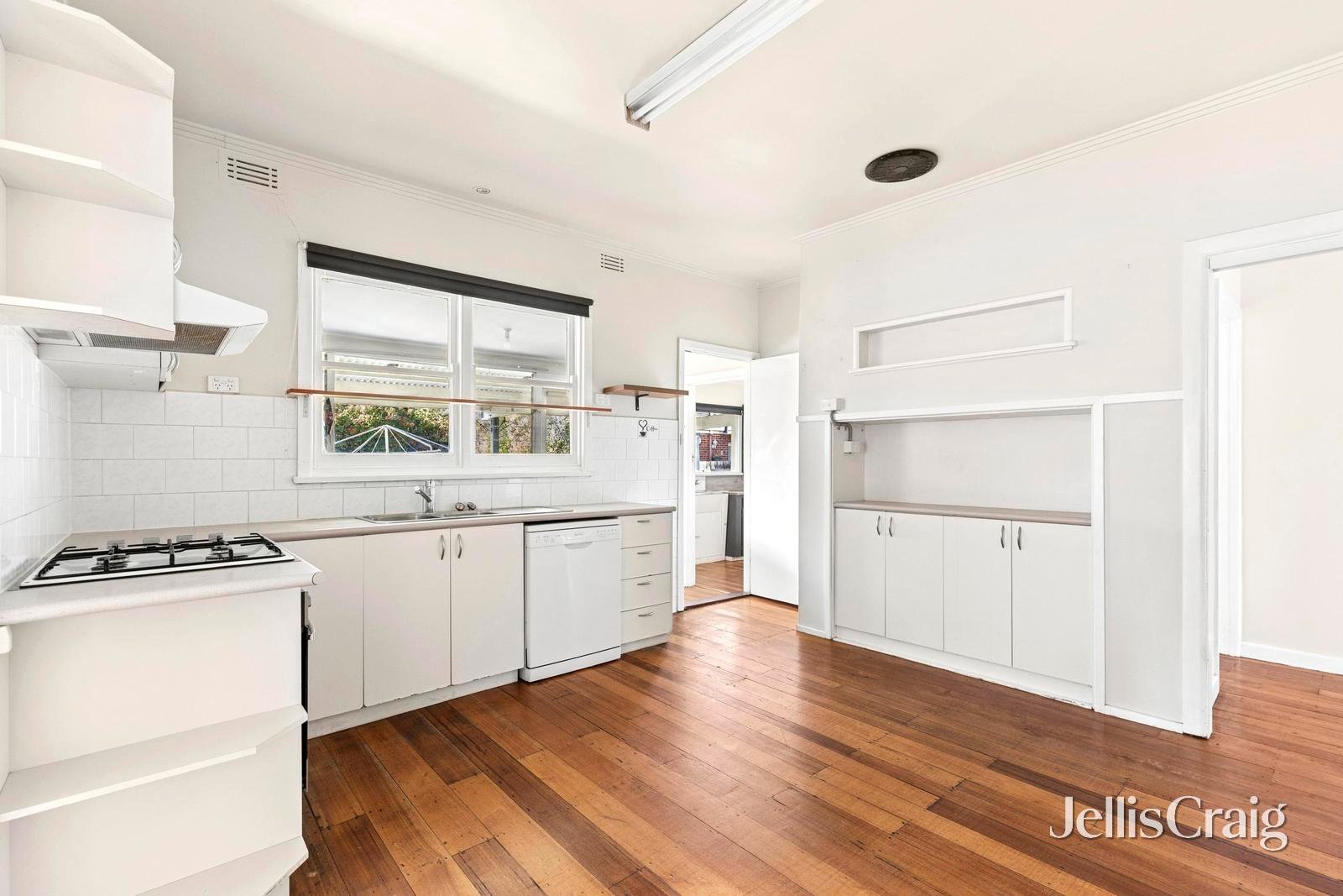 131 Wilsons Road, Newcomb image 5
