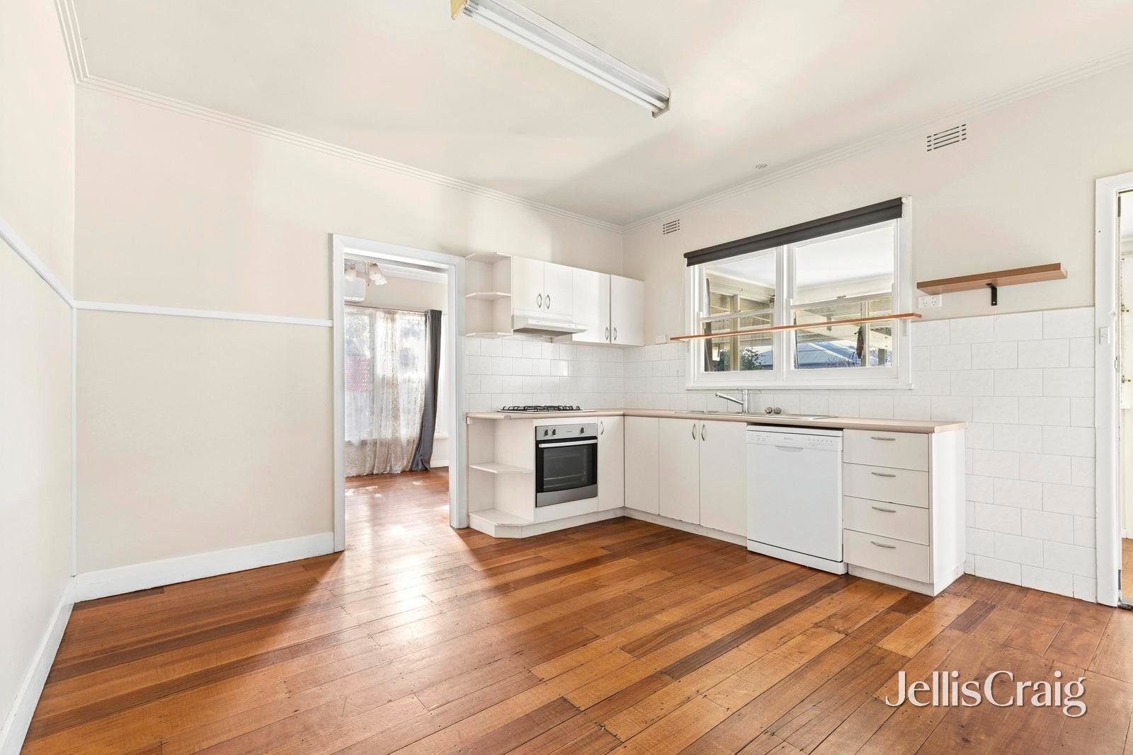 131 Wilsons Road, Newcomb image 6