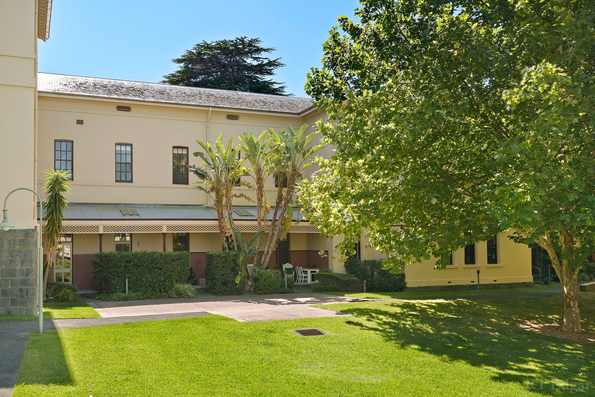 Property Gallery - Main Image