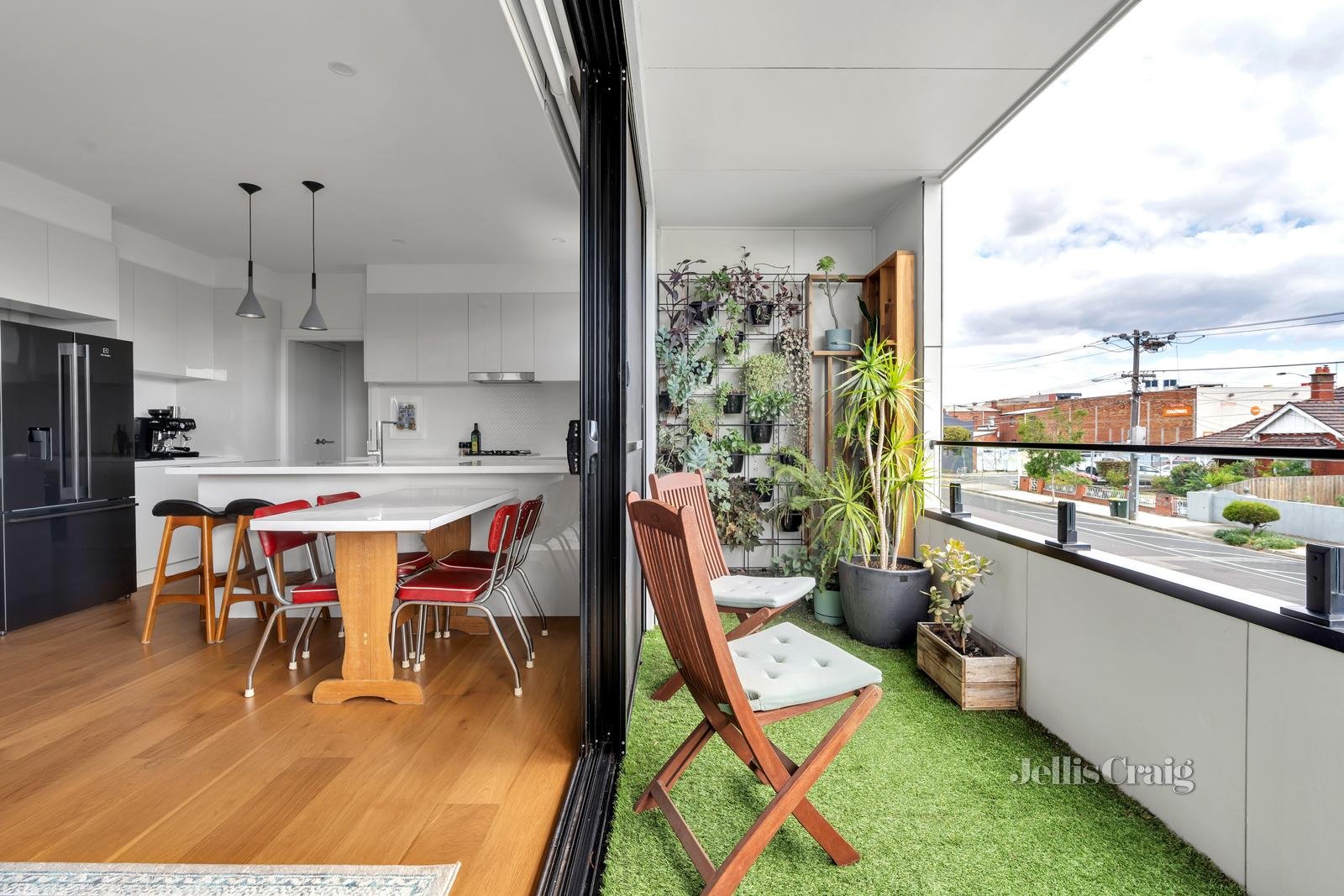 13/10 Davies Street, Brunswick image 3