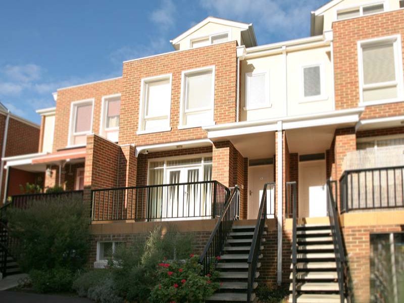 13/1082 Whitehorse Road, Box Hill image 1