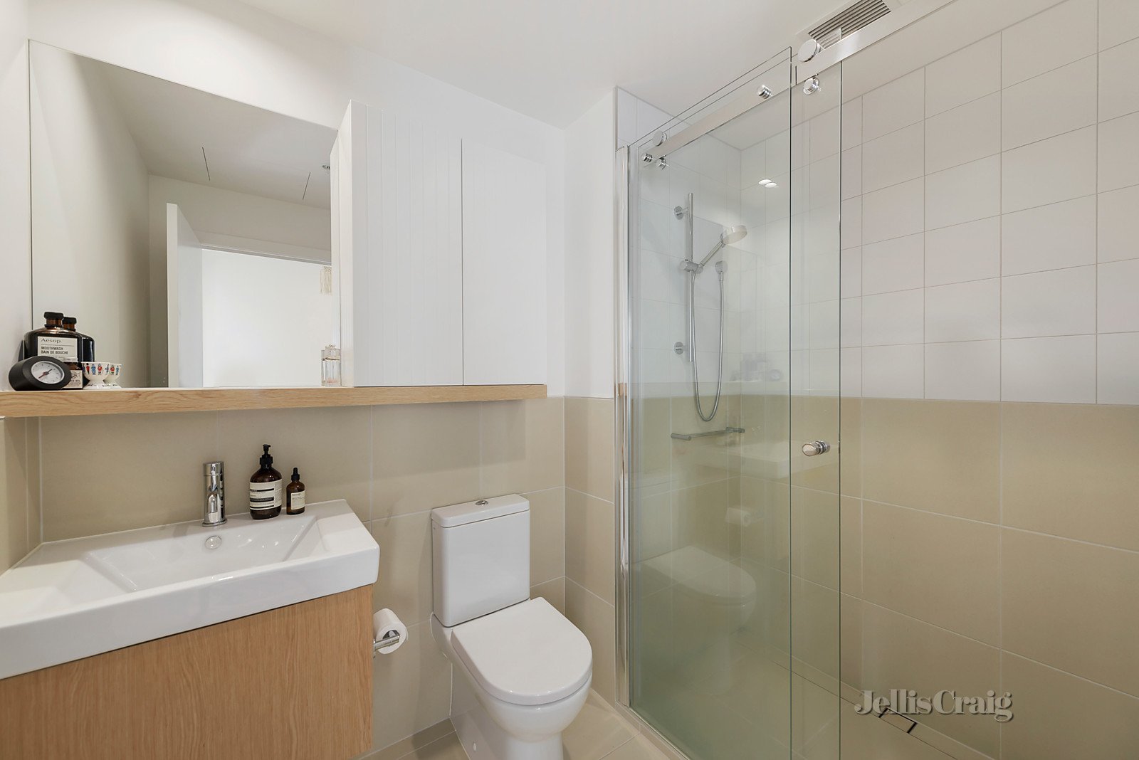 13/11 Bond Street, Caulfield North image 4