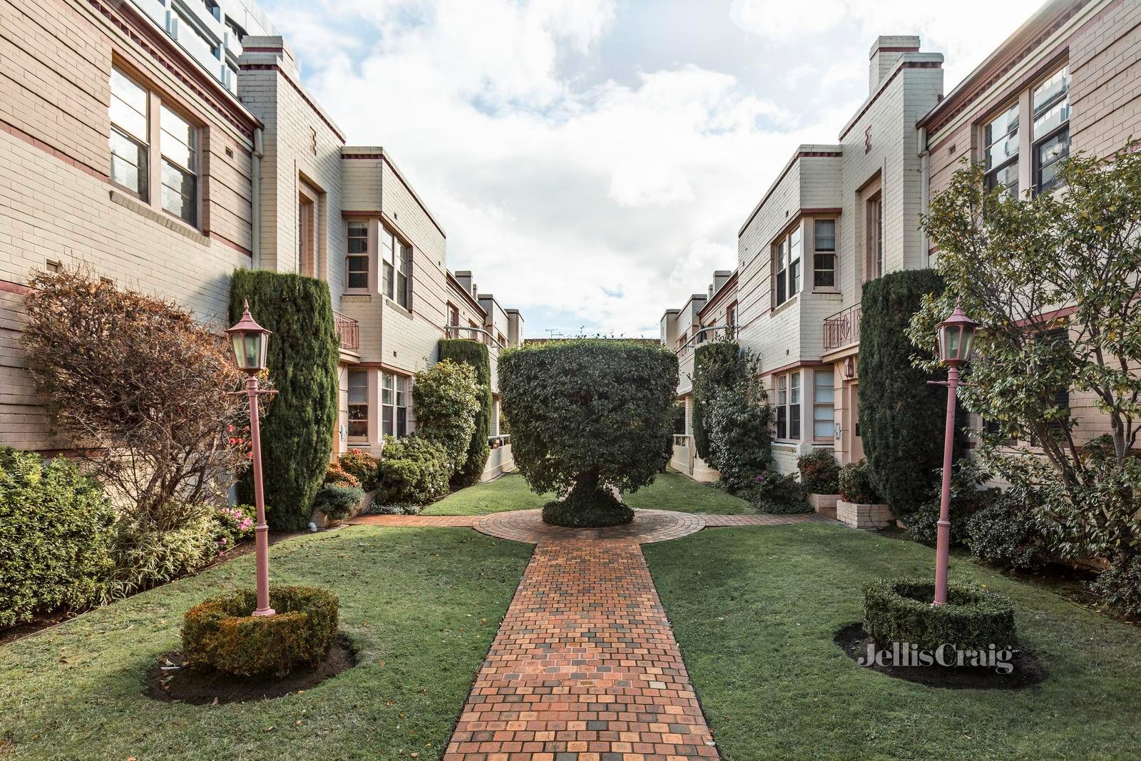 1/311 Royal Parade, Parkville image 2