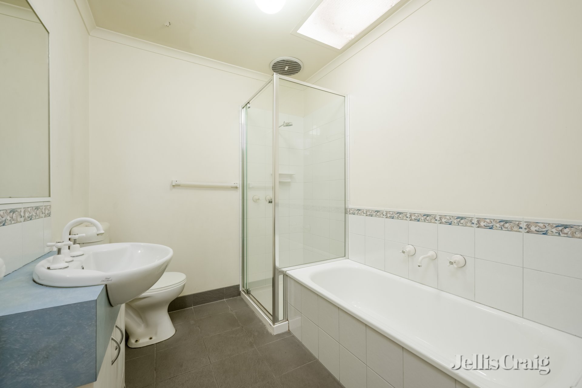 13/117 Albion Street, Brunswick image 5