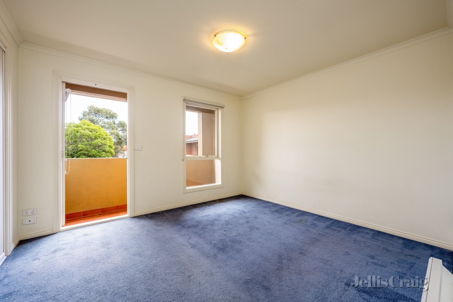 13/117 Albion Street, Brunswick image 2