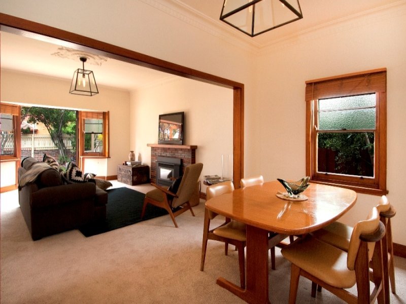 1/312 Aberdeen Street, Manifold Heights image 3