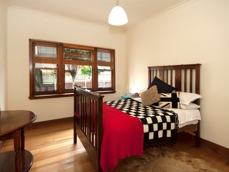 1/312 Aberdeen Street, Manifold Heights image 9