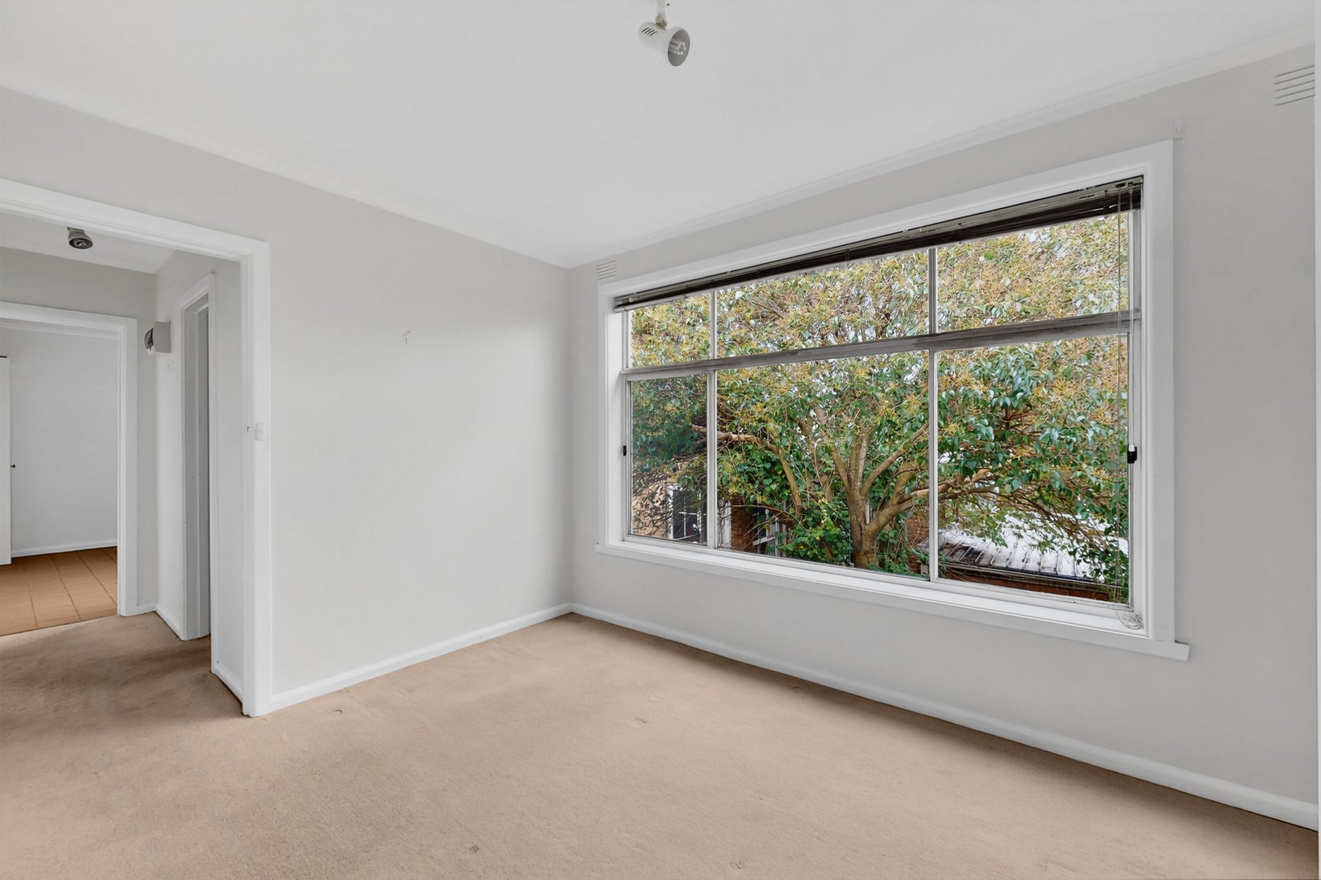 13/12 Belmont Avenue, Glen Iris image 6