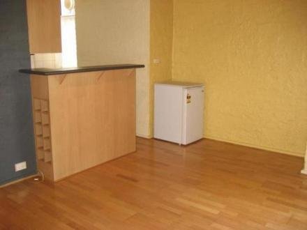 Property Gallery Thumbnail 3