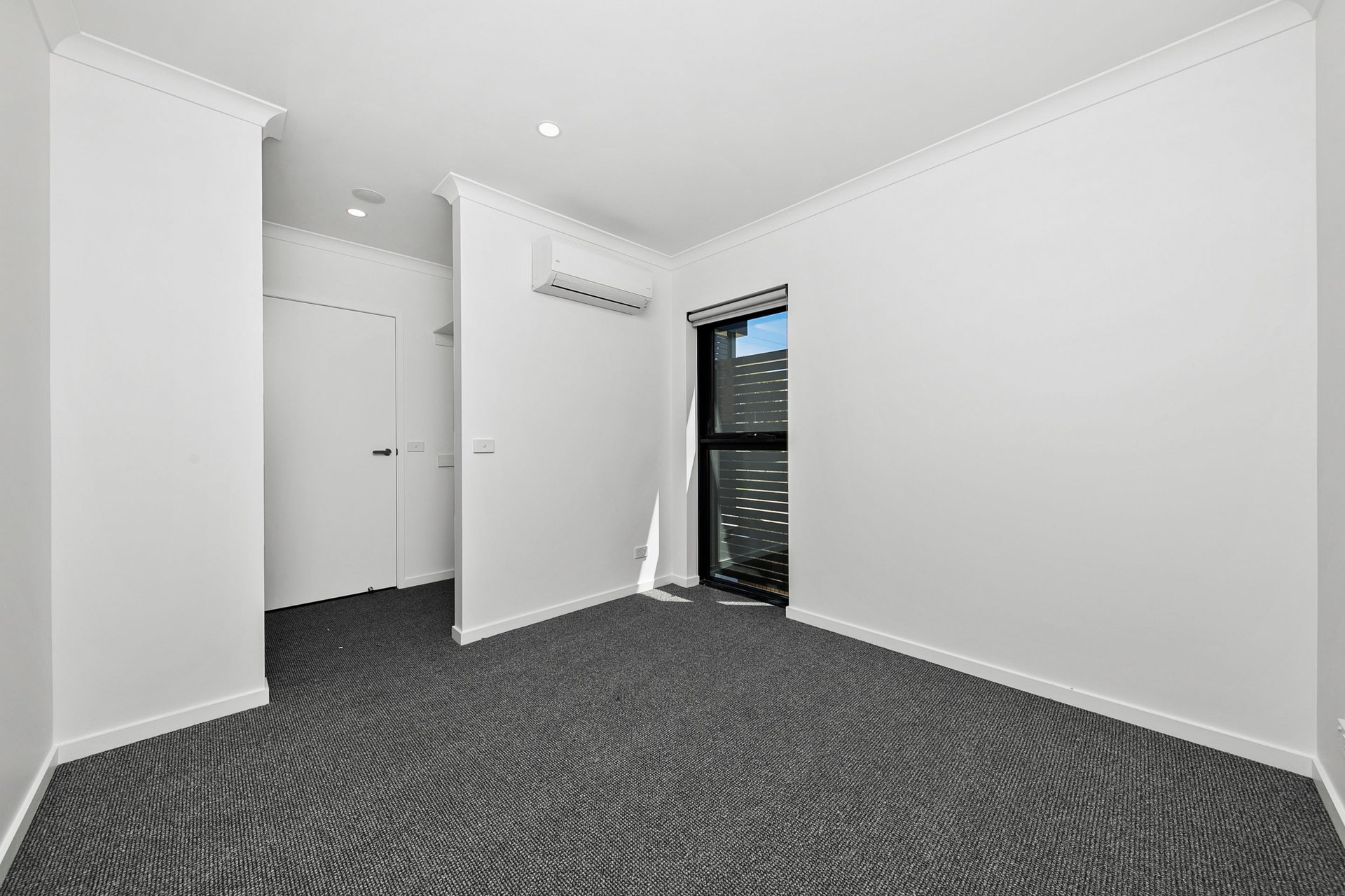 13,14,15/2 Howard Court, Clayton image 2