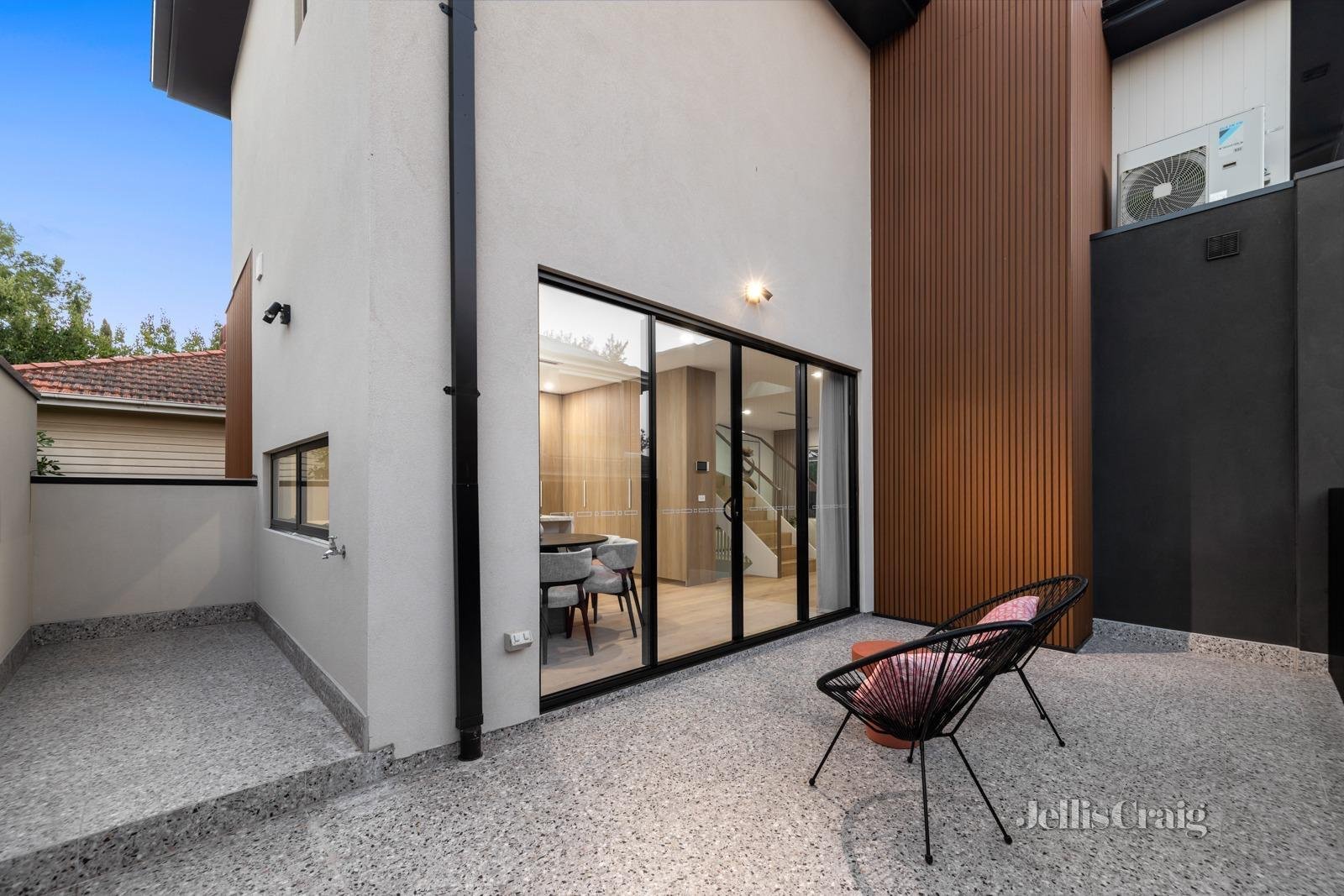 1&3/143 Fordham Avenue, Camberwell image 8