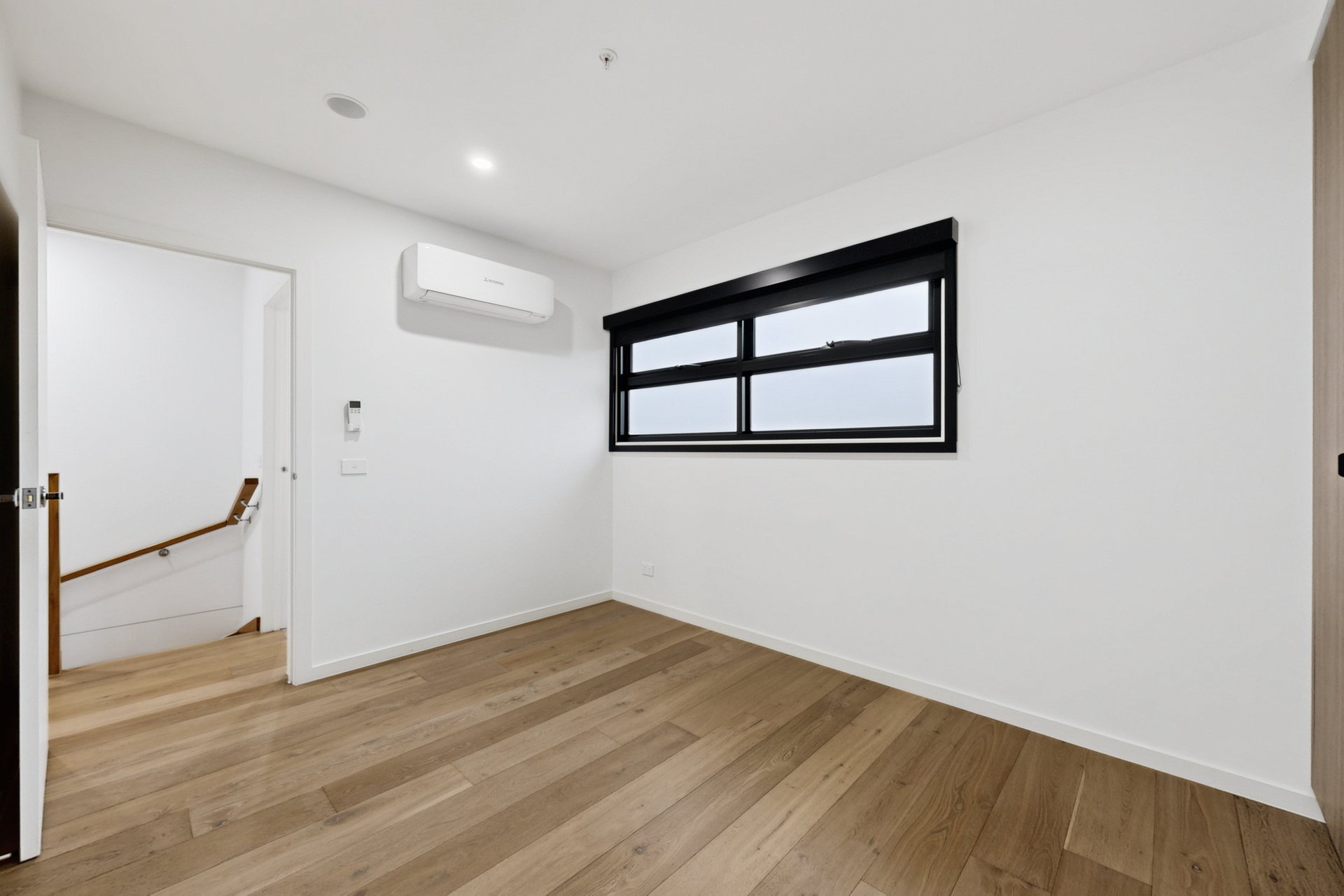 1/315 Barkly Street, Elwood image 11