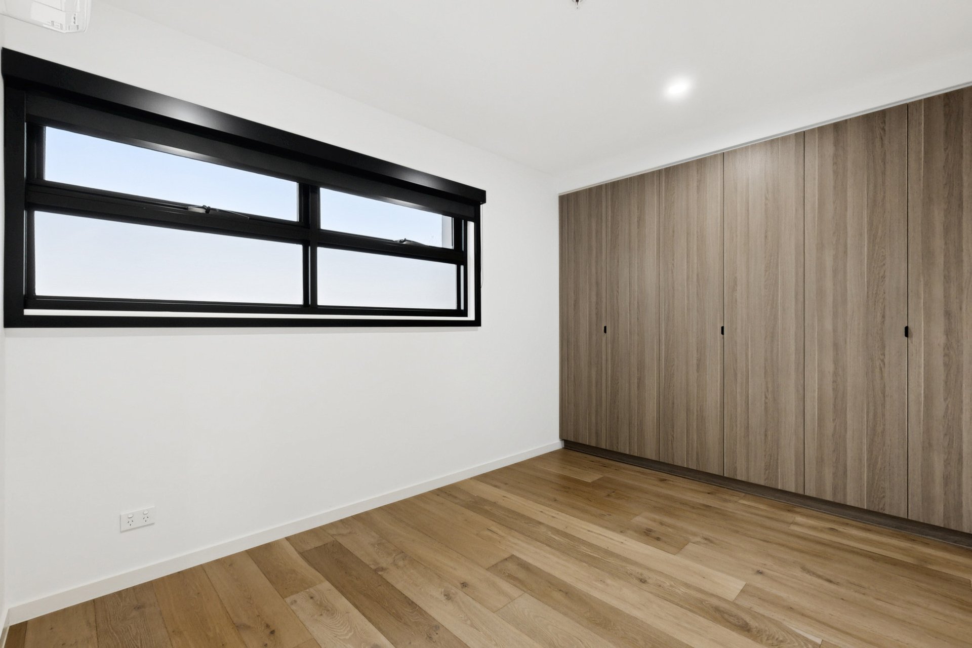 1/315 Barkly Street, Elwood image 13