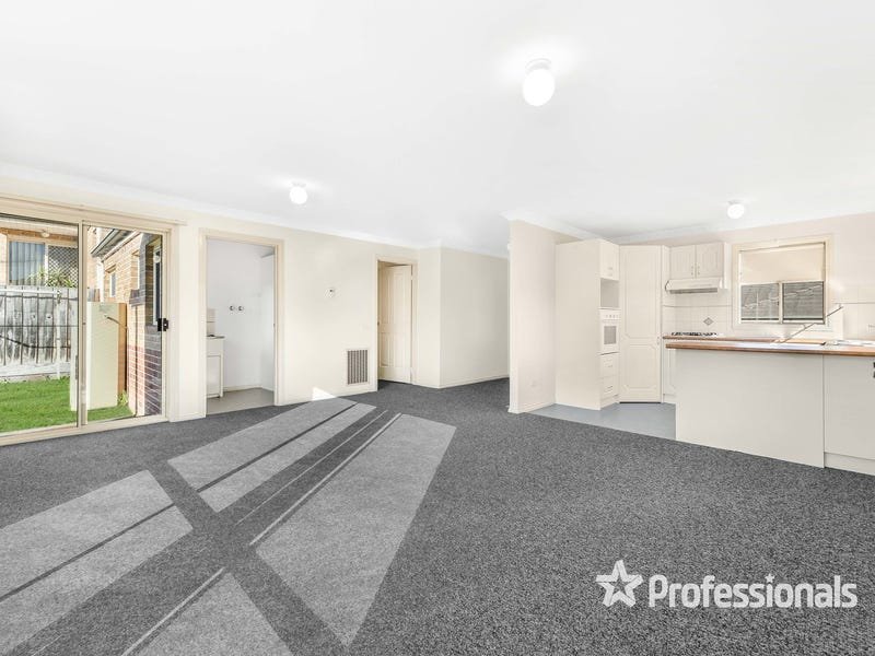 13/15 Cambridge Road, Mooroolbark image 4