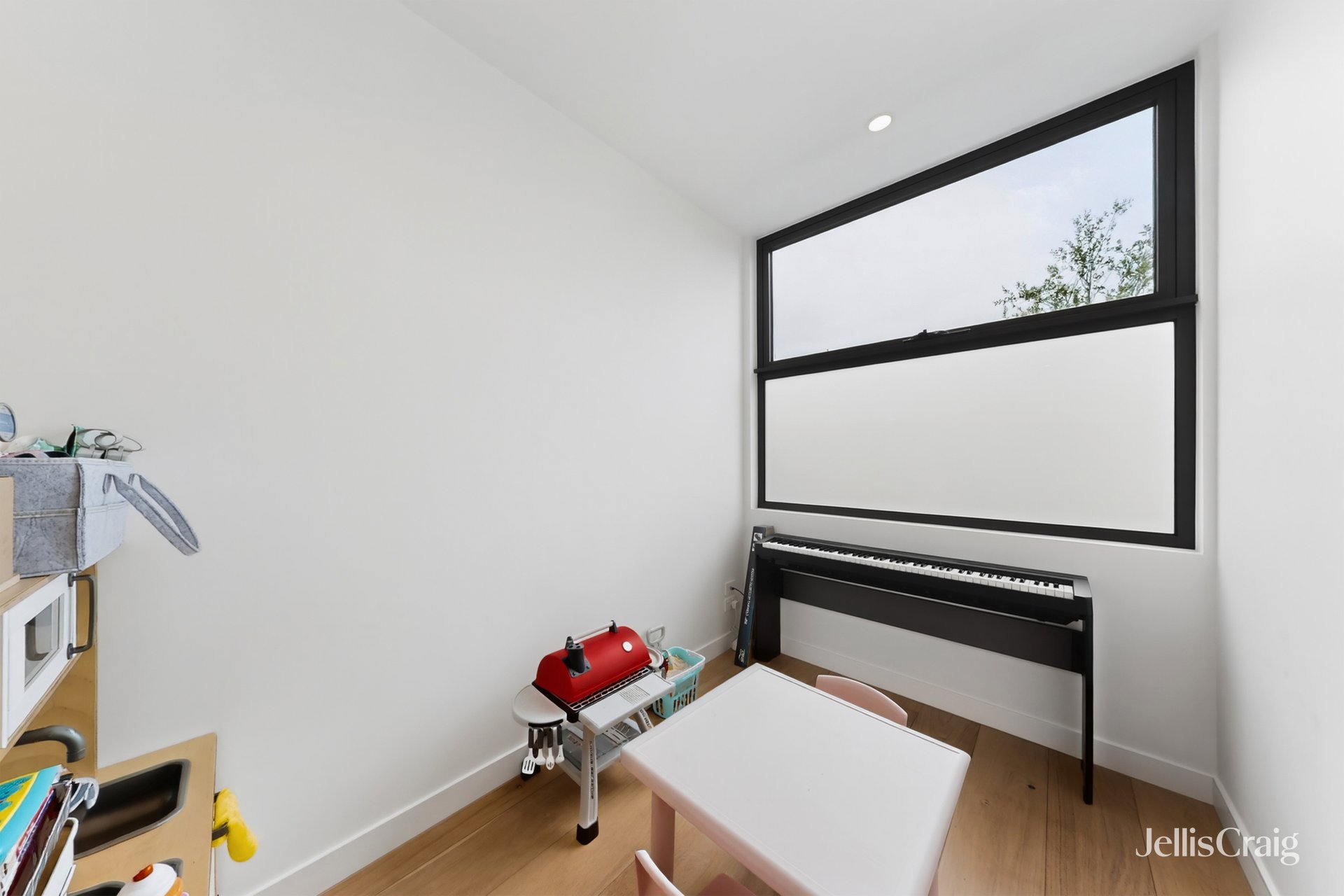 13/15 Station Avenue, Mckinnon image 9