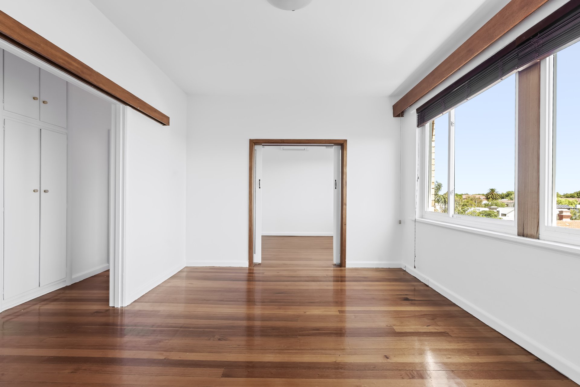 13/157 Brighton Road, Elwood image 3